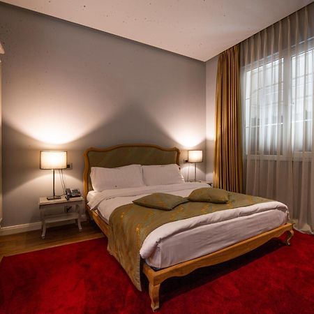 Classic Hotel Tiranë Ngoại thất bức ảnh