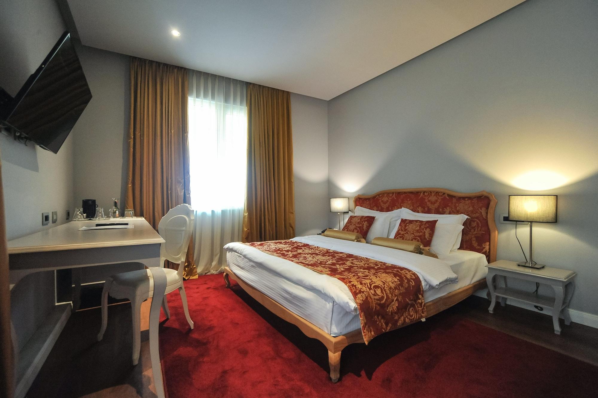 Classic Hotel Tiranë Ngoại thất bức ảnh