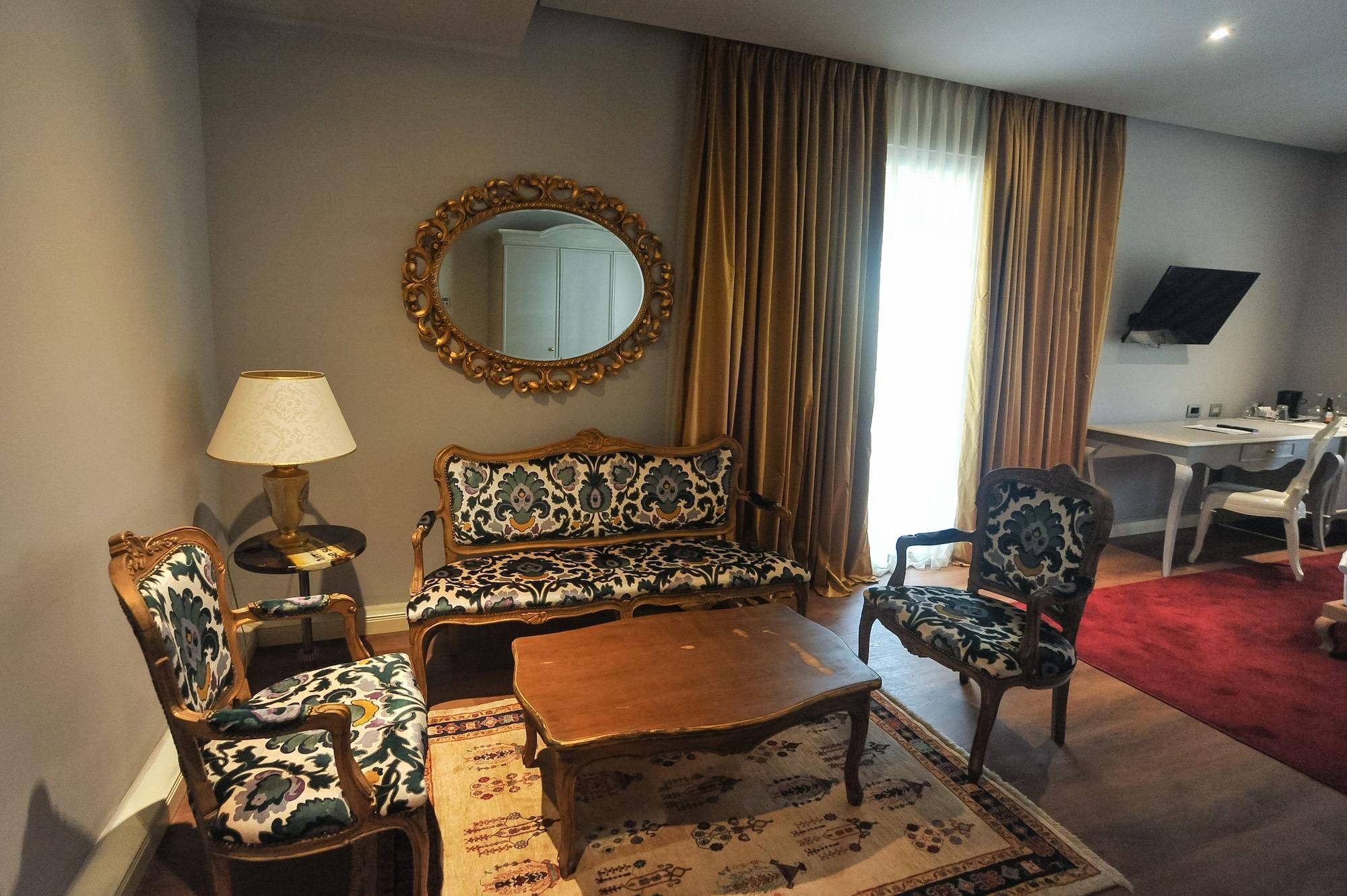 Classic Hotel Tiranë Ngoại thất bức ảnh