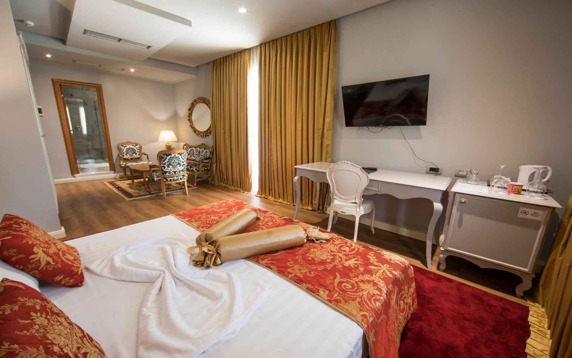 Classic Hotel Tiranë Ngoại thất bức ảnh