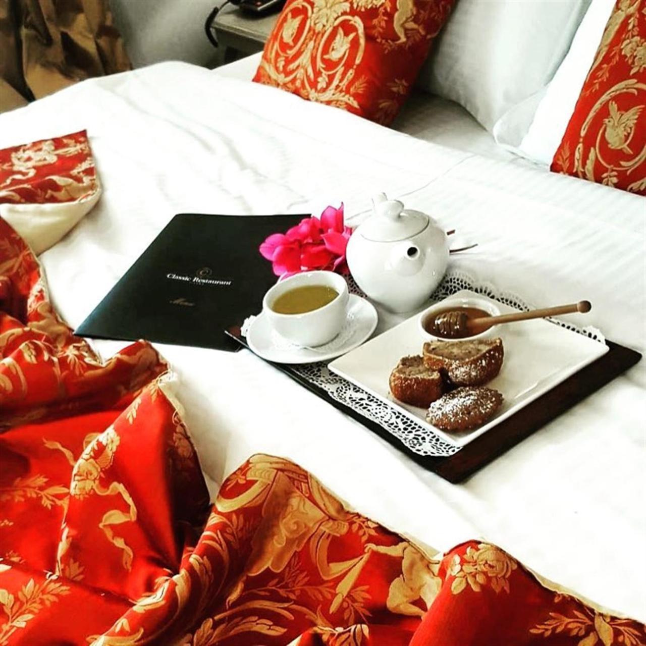 Classic Hotel Tiranë Ngoại thất bức ảnh