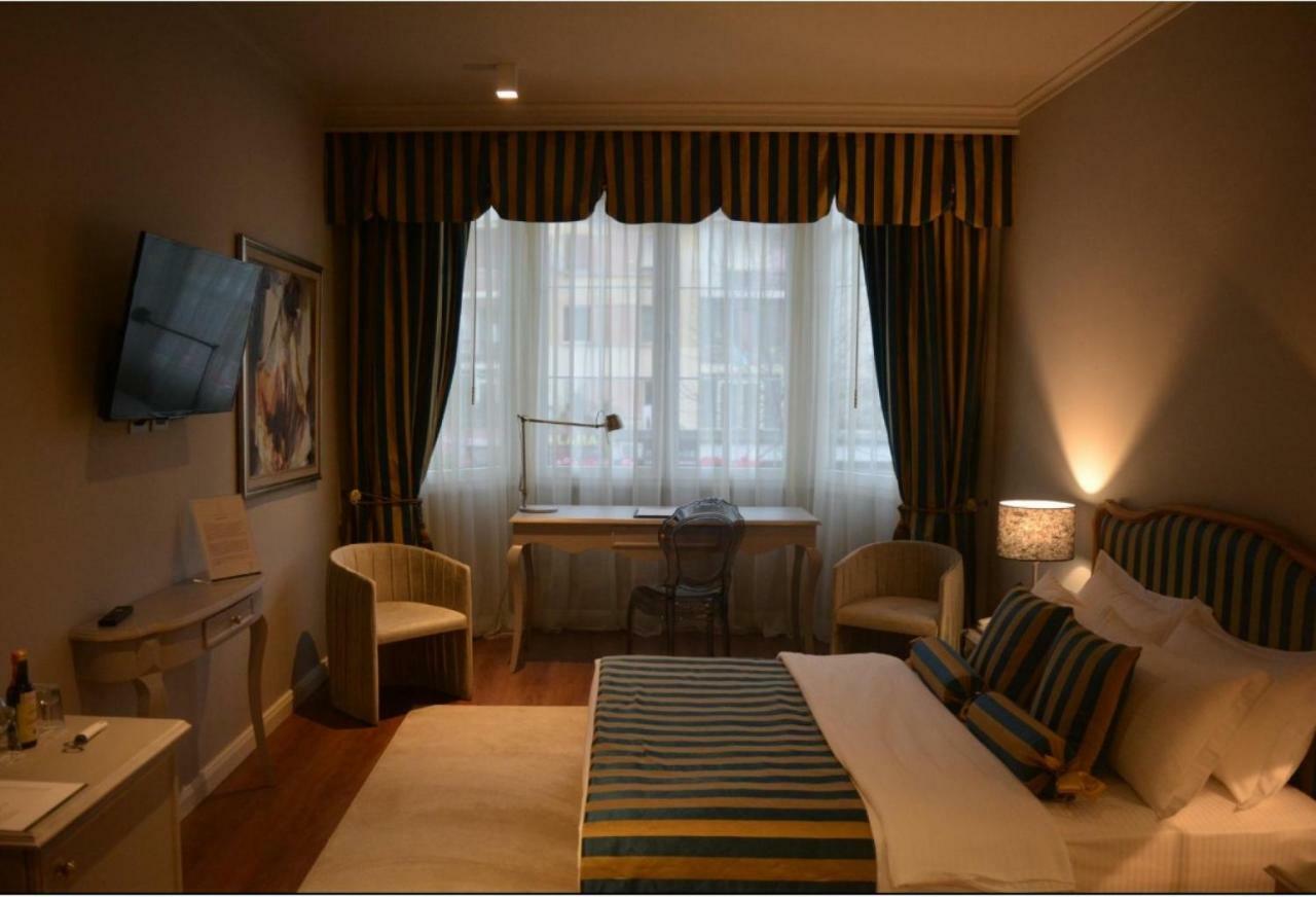 Classic Hotel Tiranë Ngoại thất bức ảnh