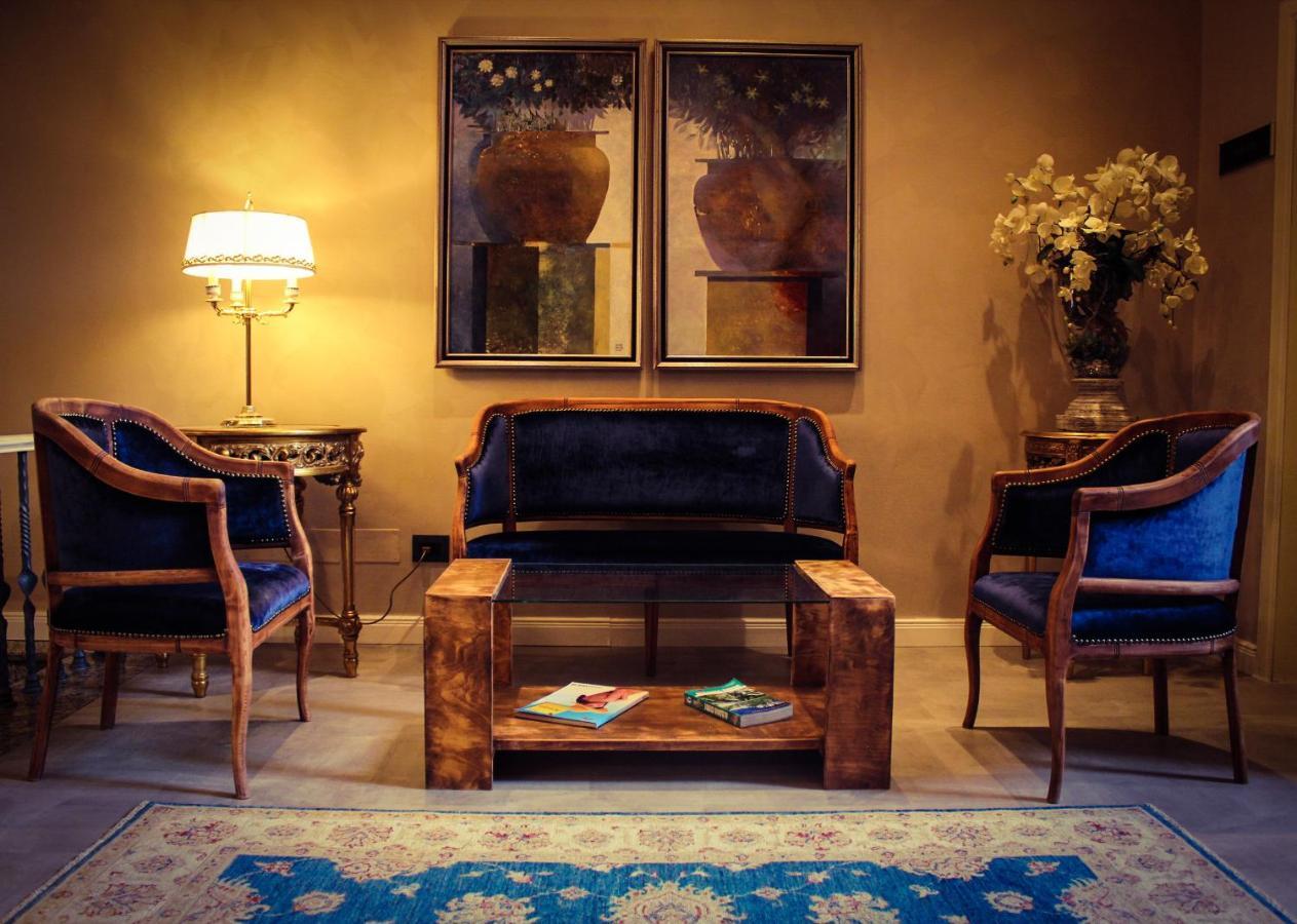 Classic Hotel Tiranë Ngoại thất bức ảnh